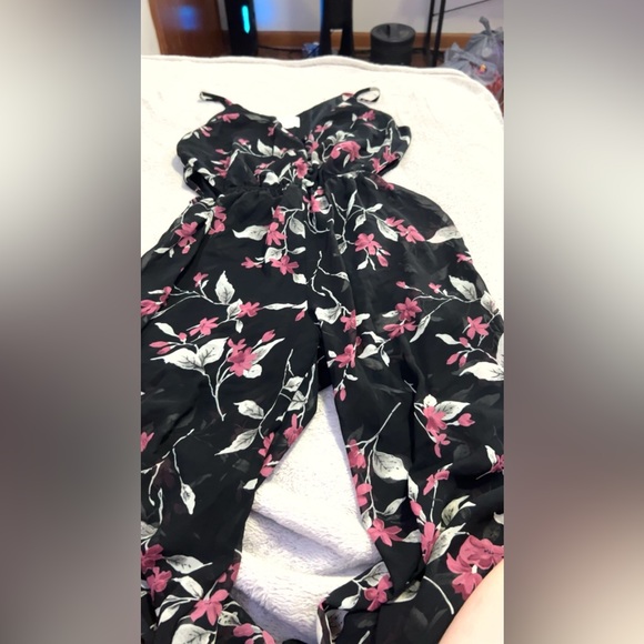 romper - Picture 2 of 2